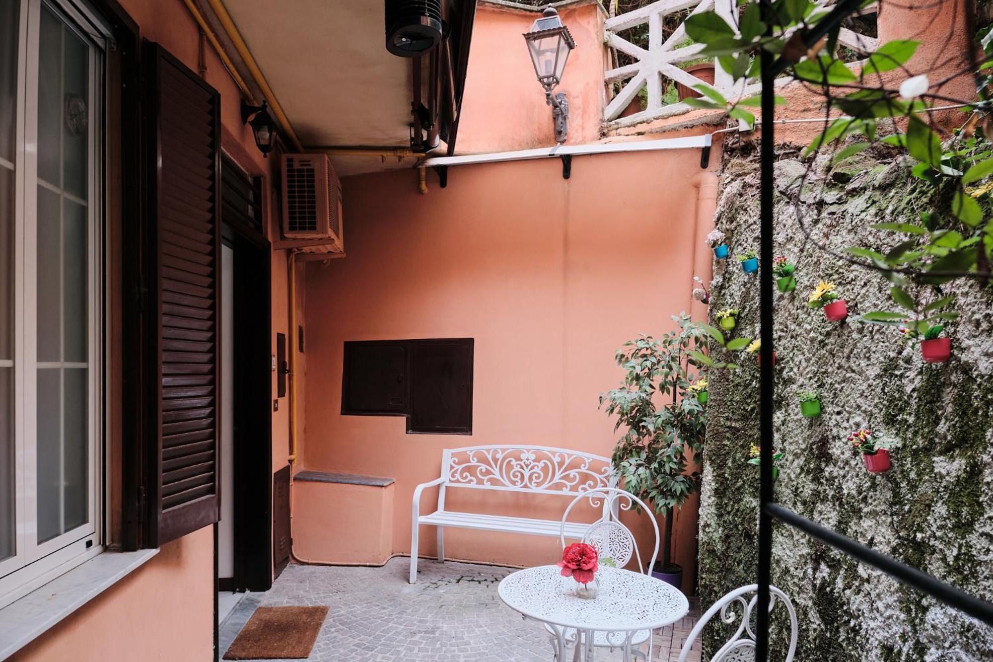 Trastevere- Flat Con Giardino, Ac, Wi-Fi & Netflix Рим Екстер'єр фото
